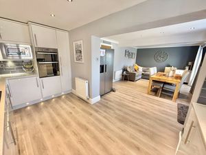 Islay Close Stanney Oaks